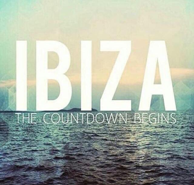 MattyBuckley12's tweet photo. 3 weeks today #Ibiza 👏✈️ http://t.co/KFxegTuZX1