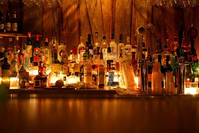 vicecanada's tweet photo. Am I a Weekend Warrior or a Problem Drinker? I Asked the Experts to Find Out http://t.co/W8nvJn6l9W http://t.co/UzBBPAozVT
