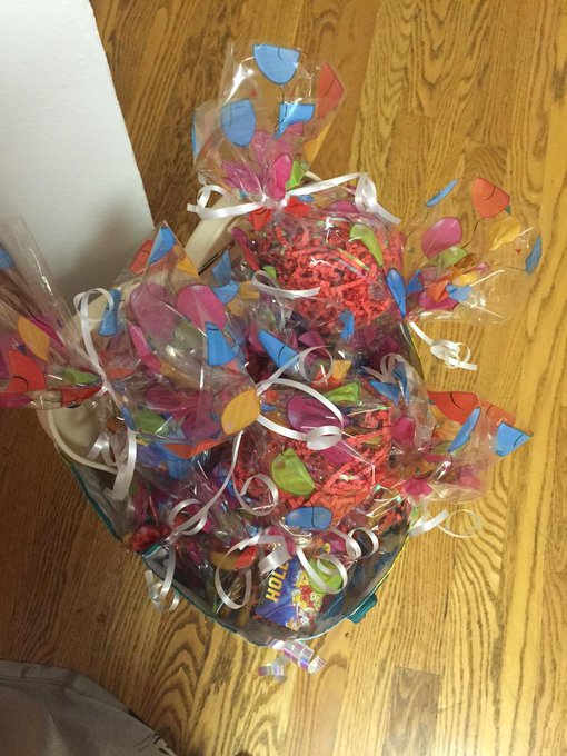 Getting ready for my pet party http://t.co/KpnKn7y7VP<a href="/tag/losangeles"class="tags"><span>#losangeles</span></a>