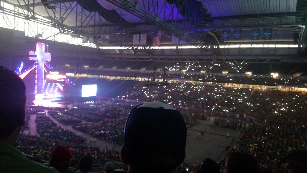 FablousRobot's tweet image. This is what I think when I hear Jesus is good news !! #RiseUpELCA