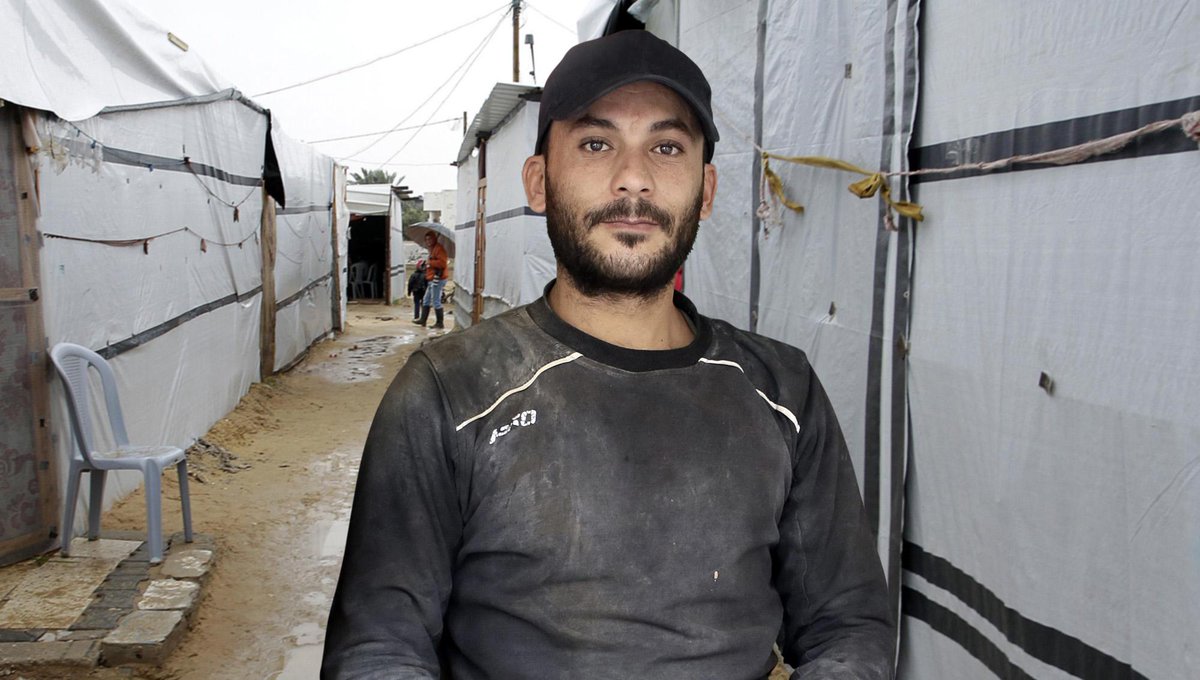 Palestinian Man Marvels At How Much Childhood Refugee Camp Has Changed onion.com/1HWgFXK