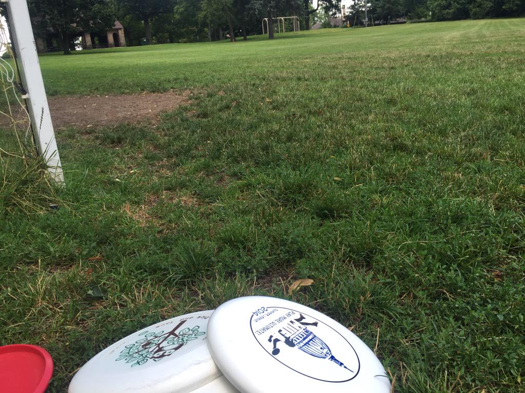 BurrowsPod's tweet photo. Impromptu Burrows pod #murderpod http://t.co/wo7Q6TyHpi