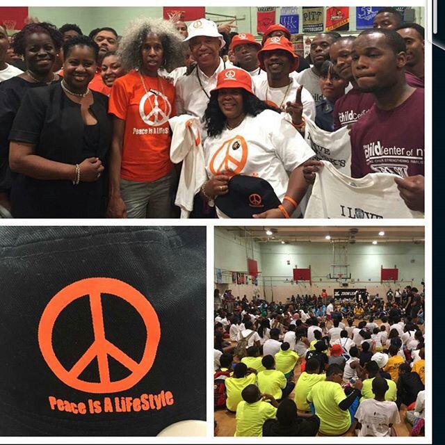 Watch Russell Simmons's leaked NSFW photo on TwXstars