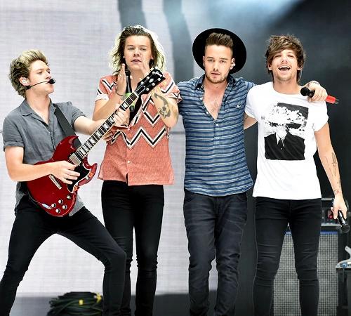 migrainsurie's tweet photo. 'LI ASCOLTI?'
ONE DIRECTION
rt:sì
fav:no http://t.co/QiHocUhcjw