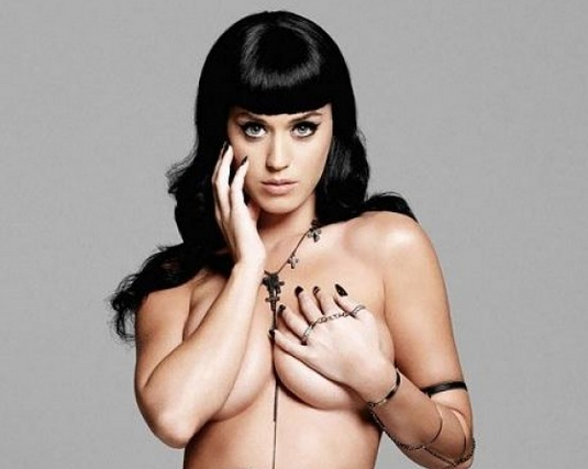 RadioBrasil's tweet photo. News: Katy Perry, Beyoncé e Lady Gaga recebem indicações ao Emmy 2015 http://t.co/XuvFW9RHSc http://t.co/xEXGEucxCR