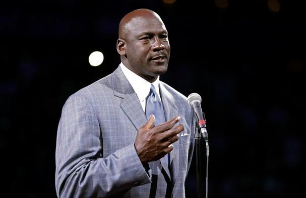 GacetaDeportesV's tweet image. Michael Jordan entrará al Salón de la Fama de FIBA ow.ly/PKD5w #ViernesDeGanarSeguidores #michaeljordan