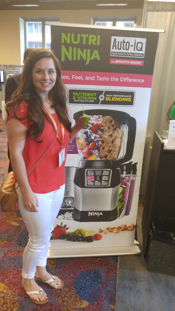 DallasSocials's tweet photo. The lean green ninja smoothie is sooo good! @NutriNinja #ninjasweepstakes #ninjacomplete http://t.co/Ds1a05e9jE