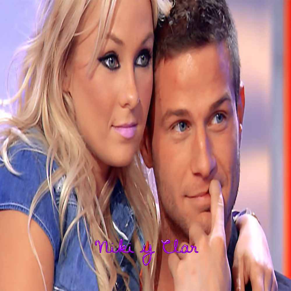 Edito_PS's tweet photo. Niki y Clar. http://t.co/InonJ9bAEc