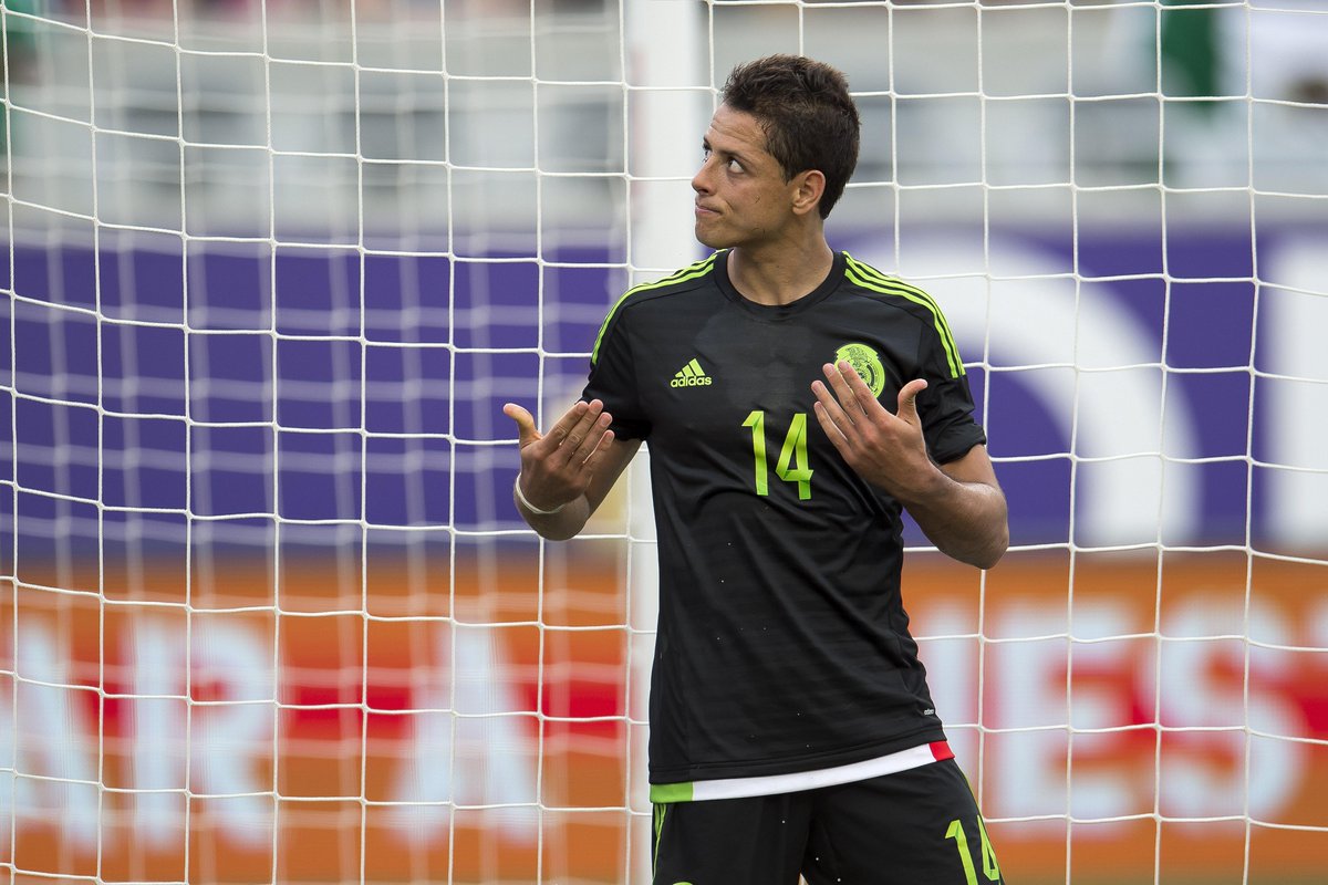 Antes de que Chicharito se vaya a la MLS, 'lo jalamos para México' on.fb.me/1HwYlra