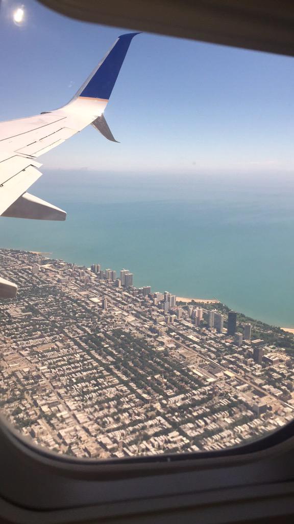 MissTexasOT's tweet photo. So excited for a wonderful couple of days in Chicago with @shansanderford ✈️❤️ @MissTXPageant http://t.co/A7O2y9AHAT