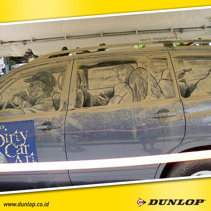 Ini adalah hasil karya Scott Wade, seorang seniman yang sukses mengubah debu di mobil menjadi karya seni.