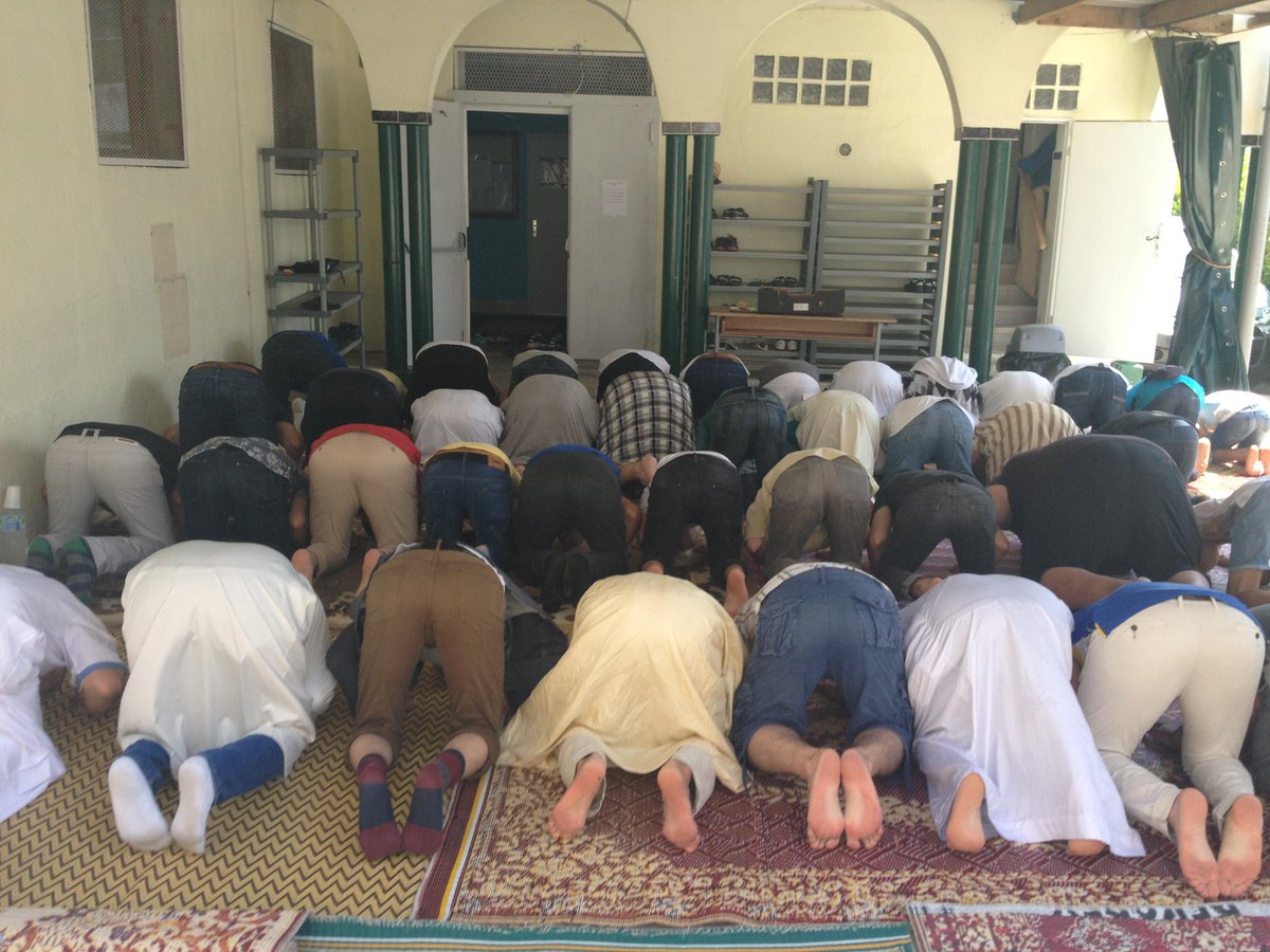 icilorraine57's tweet image. A Thionville certains musulmans ne sont pas mécontents de la fin du #Ramadan2015 bit.ly/1THisIE