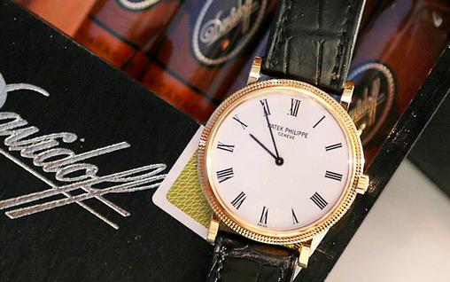 elevenjames's tweet photo. #WatchOTD 35mm #PatekPhilippe Calatrava 5120J http://t.co/n7rBoVNECw #luxury #horology http://t.co/5ll6PwP6Sa