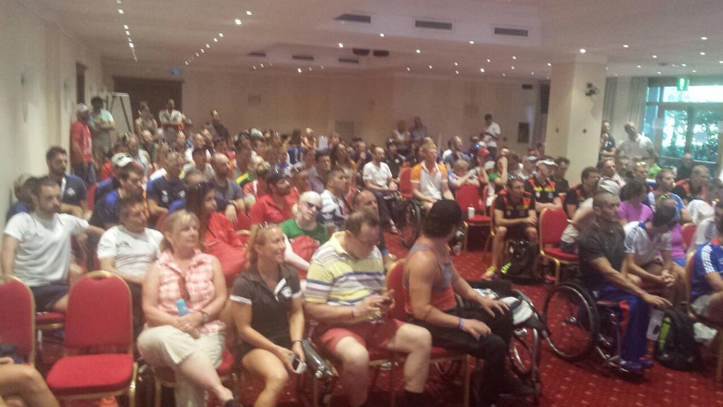 Todos atentos al briefing #paratriatlón Iseo-Franciacorta #PARATRIARMADA <a href="/Paralimpicos/">Comité Paralímpico Español</a> <a href="/jgm1992/">Jorge Garcia</a> <a href="/worldtriathlon/">World Triathlon</a>
