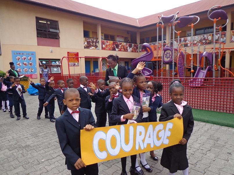 Pampers School on X: "GRADUATION Updates: Photos From Pampers Private school Alaka Preparatory Class of 2015 #smartkids #creativekids http://t.co/PCex2YX5Wu" / X