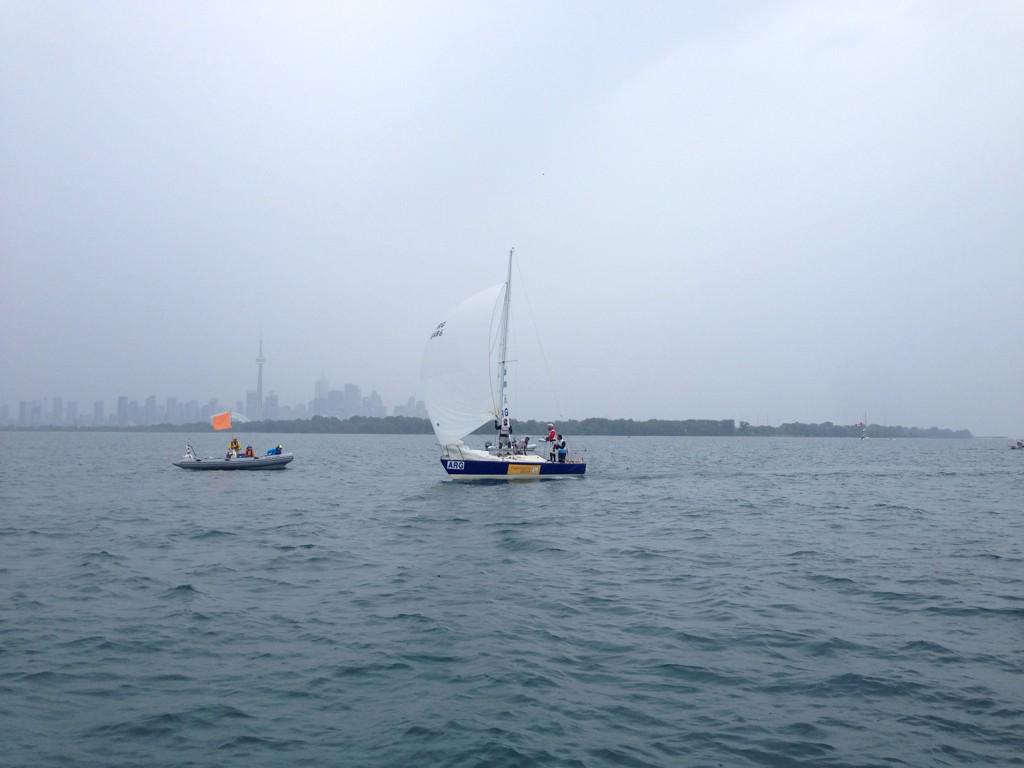 PanSail_Charlie's tweet photo. J24 #TeamARG, the series leader so far comes in 3rd for race 12. #TO2015 http://t.co/yLEp6Vk6Nr