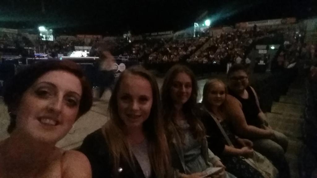 Emma Moon (emma13x) Twitter