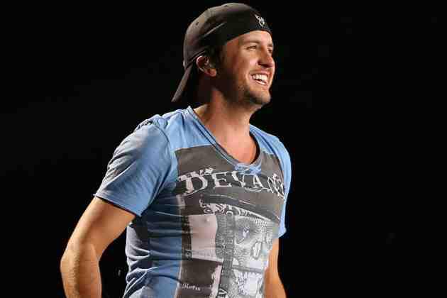 A happy birthday message to Luke Bryan!!  