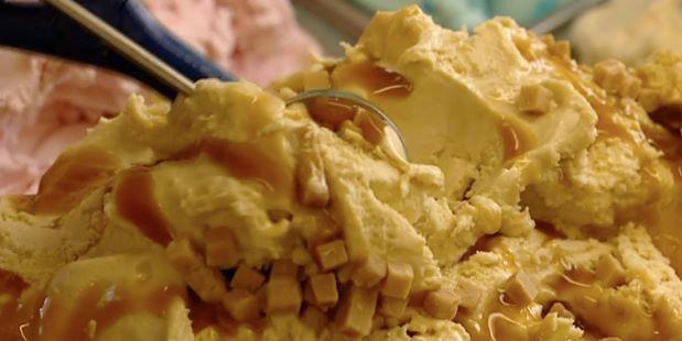 Hmmm vanaf 11:00 uur tot 20:00 uur zijn wij geopend!