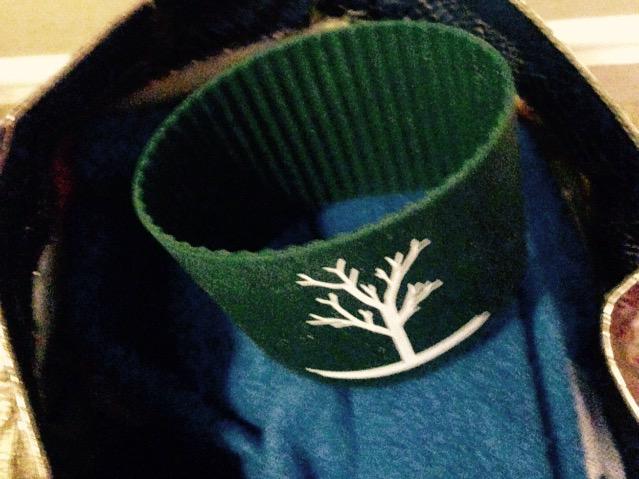 TreeSleeve's tweet image. My mom carries around the original treeesleeve #proud #momFTW
