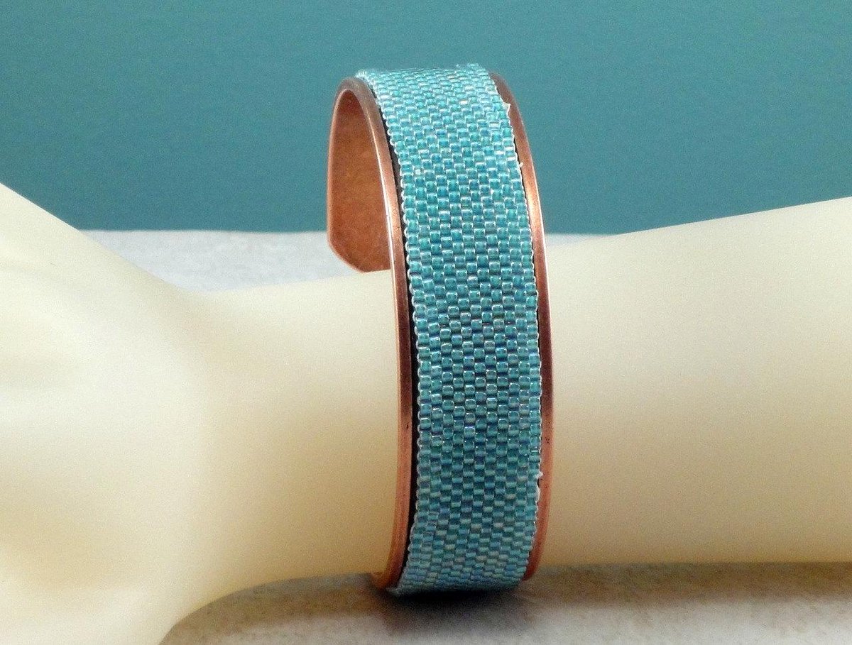 DesignedbyVal's tweet image. Seafoam Beadwoven Copper Cuff Bracelet etsy.com/listing/214141… #jewelryonetsy #Srajd
