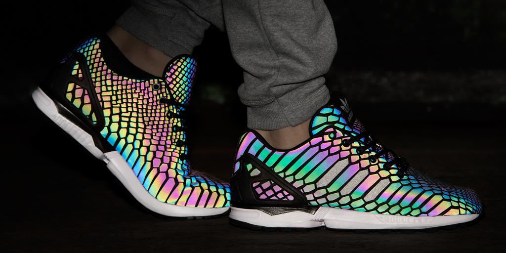 adidasoriginals's tweet photo. US ONLY: The most lit sneaker of the summer is back.
Just restocked the black #ZXFlux w/ Xeno: http://t.co/mHIZuPlSQU http://t.co/8NjyanMyx2