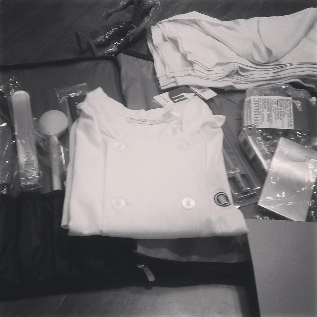 9033Meagan's tweet image. My chefs jacket and Kitchen gadgets. #PastryArts