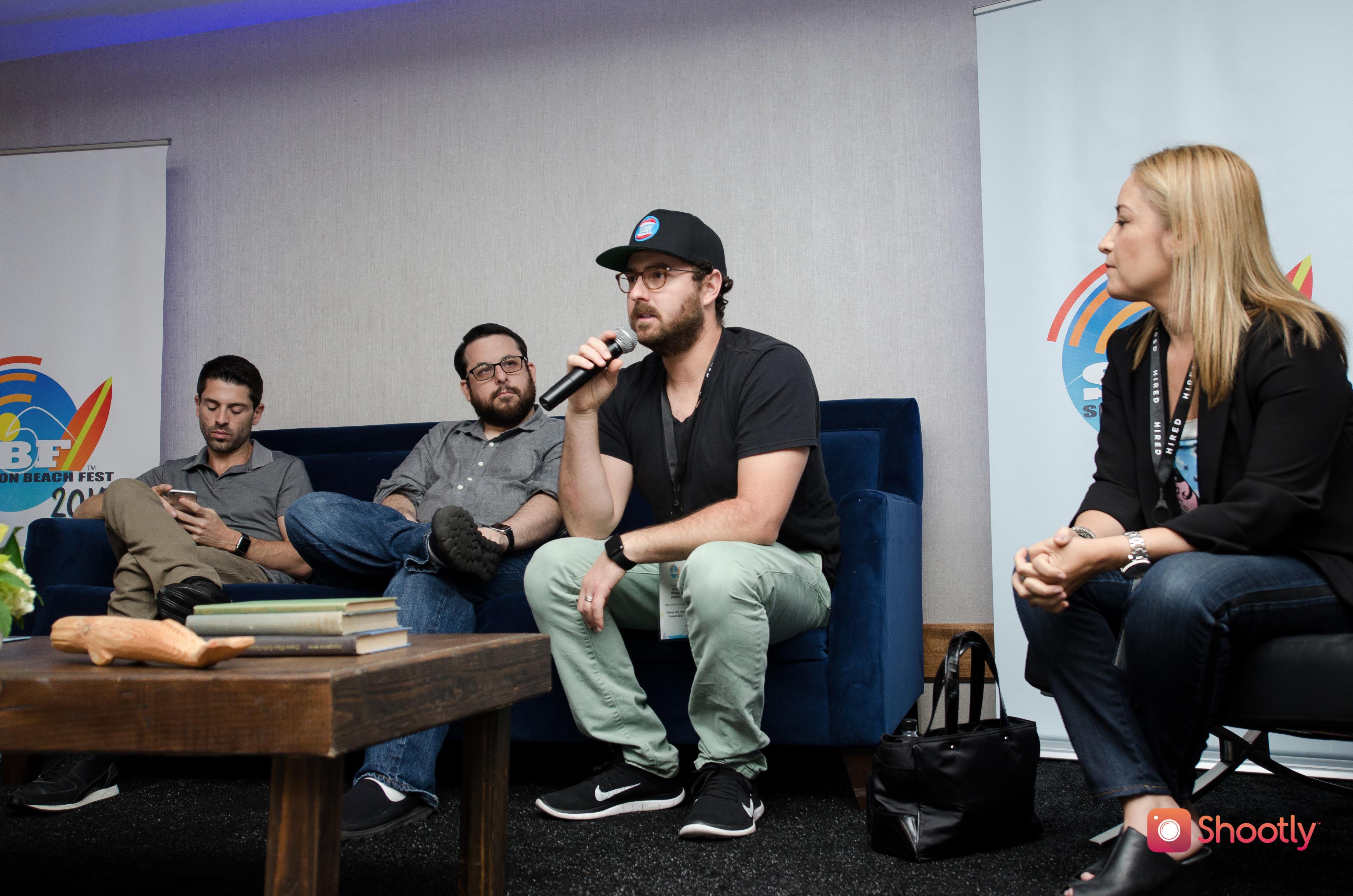 Digital LA on Twitter: "Ross Resnick @RossRes CEO of @RoamingHunger  describes growing food truck tracking app from LA to nationwide #SBF15  http://t.co/u0N8RNojft" / X