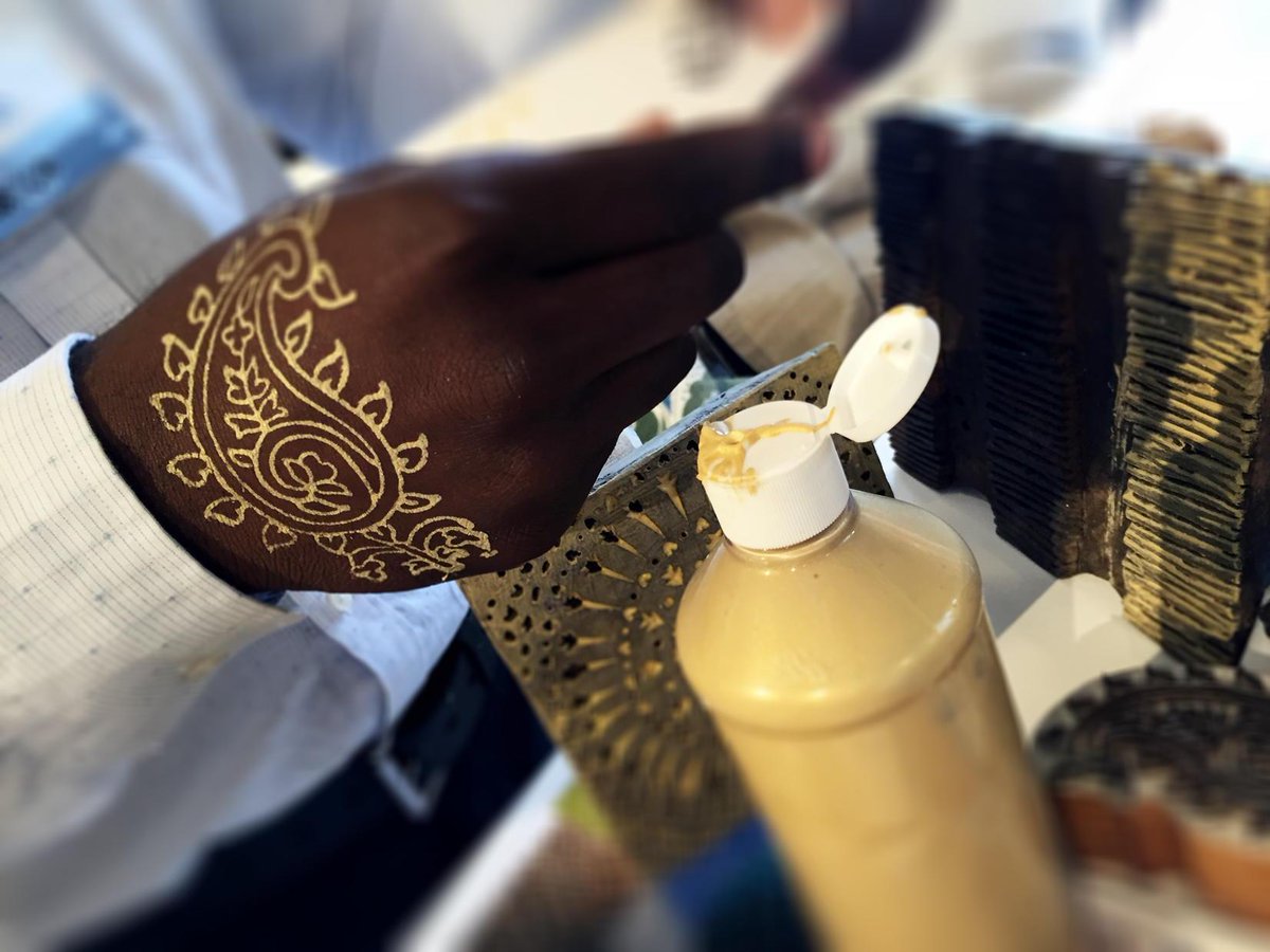 jdagmi's tweet photo. Body decoration compliments of @bandhini_design #codarus #ATLMktFav #thistimelastweek http://t.co/qjepQyg6Aa