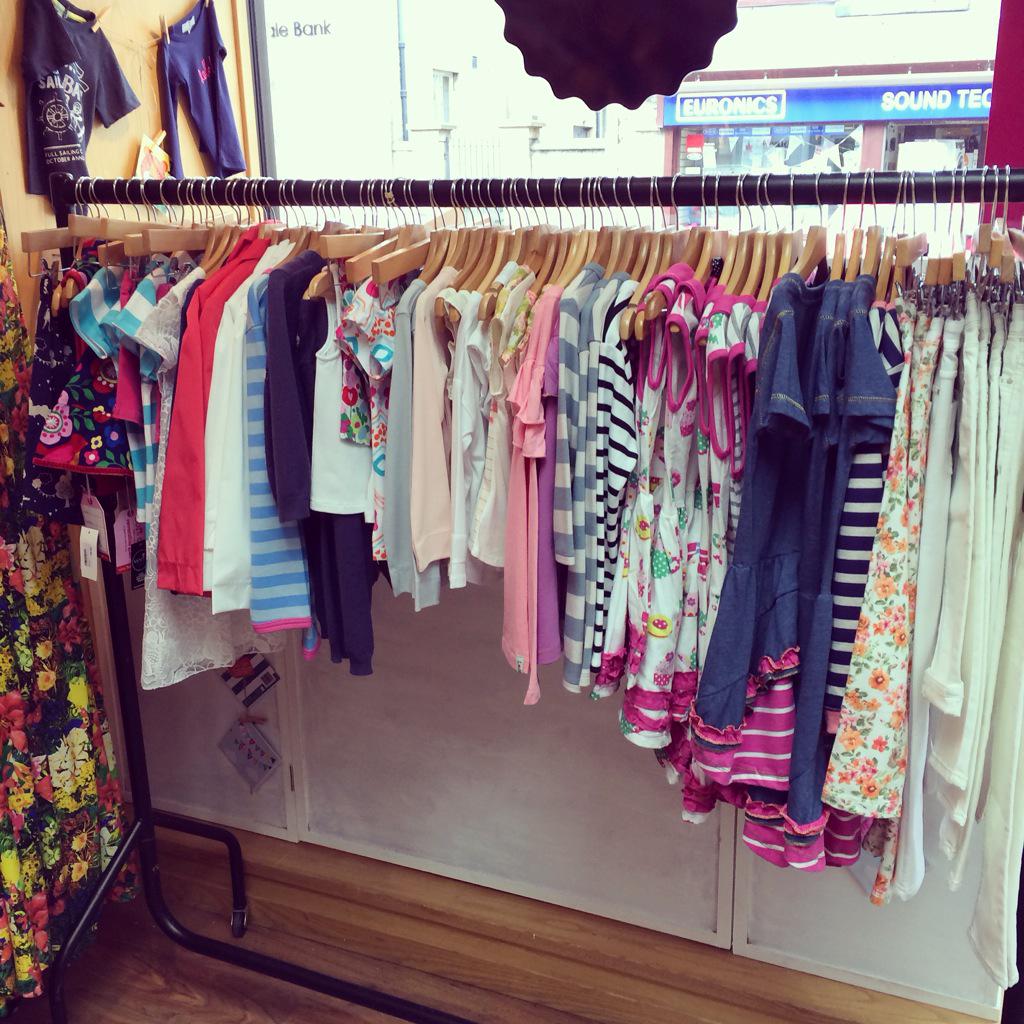 VanityInverurie's tweet photo. Bargain buys this weekend. Vanity kids #grababargain #vanitysale http://t.co/YVnYeAnBo6