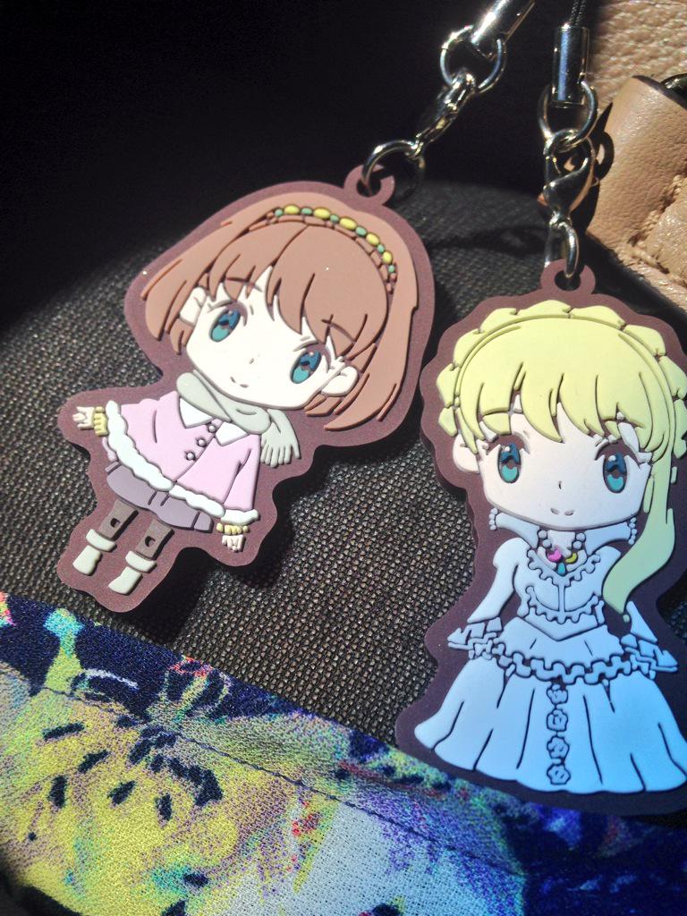 ErikaHarlacher's tweet photo. I also got these CHARMing little versions of myself 💕 Soooo cute!! Thanks again @aniplexUSA 💖😘 #Asseylum #Seylum http://t.co/pmPlkVIqAf