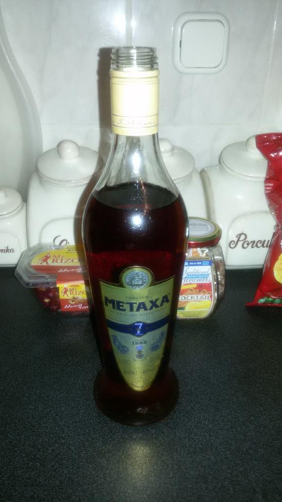 Ani_96_'s tweet image. Reunited with mah girls 
#excited
#bitdrunk