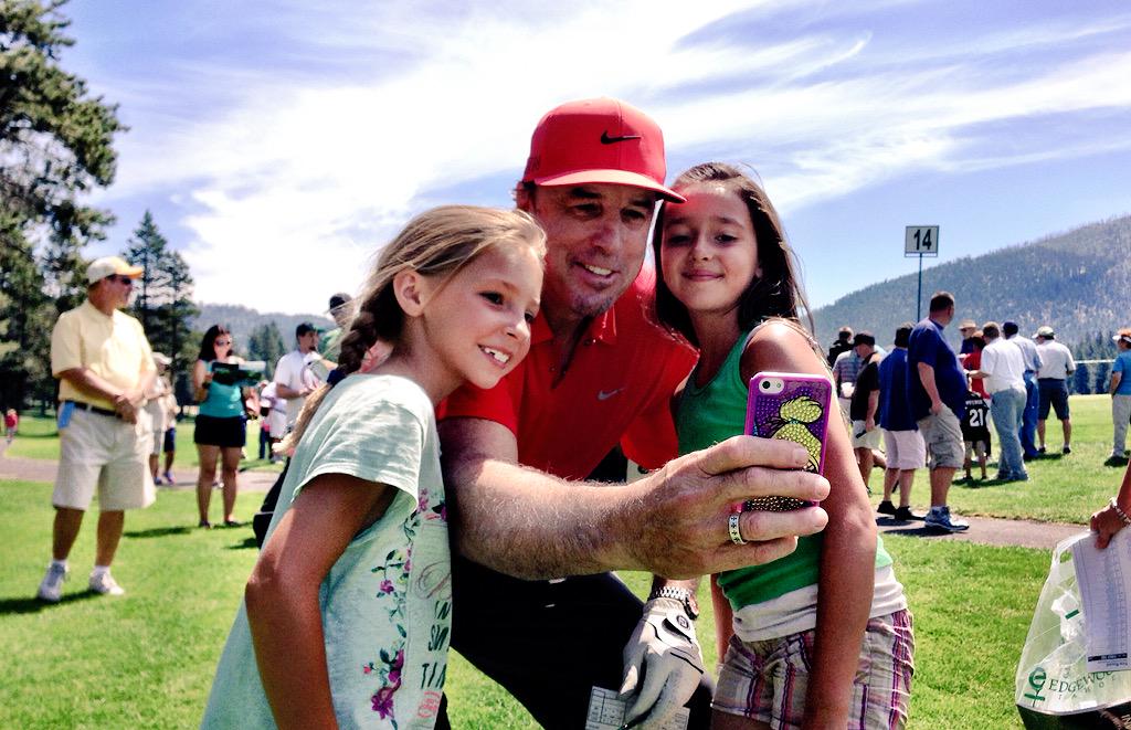 .@kevin_nealon selfies are for all ages #ACCgolf