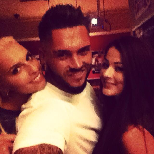 jordanring1983's tweet photo. Out with the girls tonight @AmberMaeMdl and Ma girl Zoe xx http://t.co/qOezLGmpNs