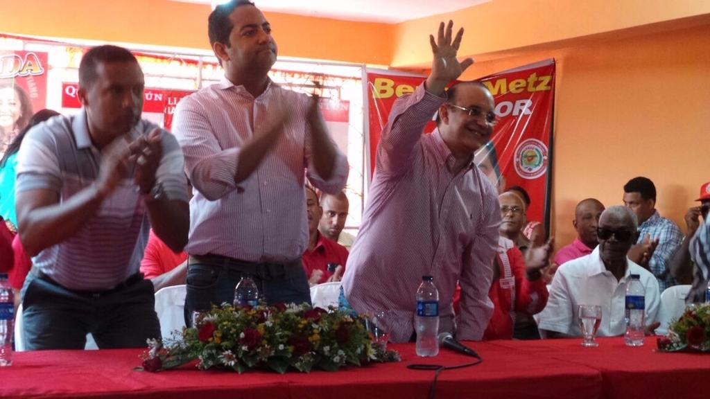 EduardoEspina17's tweet photo. Se siente y se manifiesta que el reformismo esta de regreso #HatilloColorao @QuiqueAntun presidente @BennyMetz http://t.co/hZ9WKU9oPv