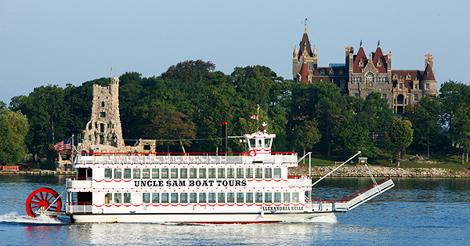 newyorkupstate's tweet photo. Boat tours in the #1000Islands offer rich history along with spectacular views http://t.co/gkAHtJ7IlN @Visit1000Isles http://t.co/tym6Nbql8P