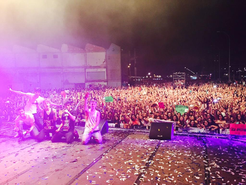 AurynOficial's tweet image. INCREÍBLE SANTURTZI! Entregados desde el minuto cero! No se veía en final!