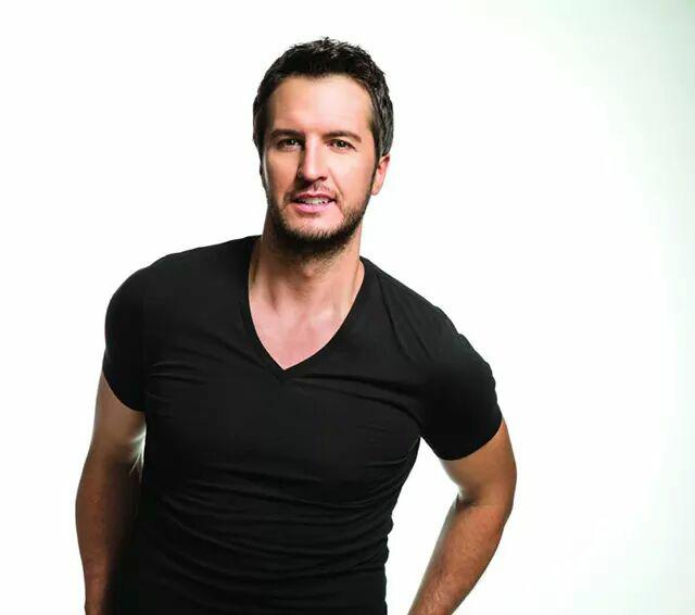 Happy birthday 2 Luke Bryan ... he\s one of my favorites ! (: 