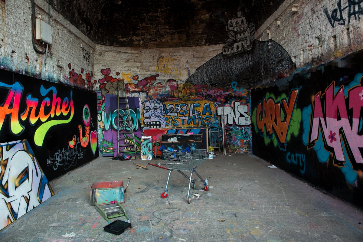 Glasses502's tweet photo. Some amazing Graffiti behind the Sage! @sage_gateshead @graffitiNCL http://t.co/H91z0nbGgt