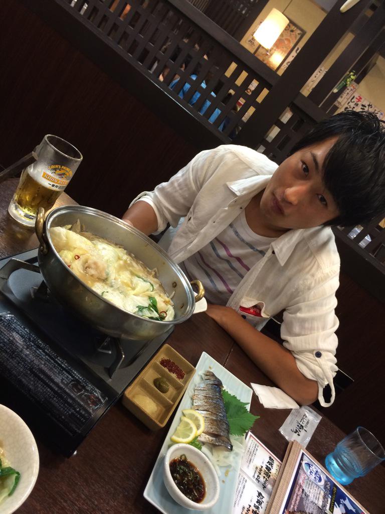 XxLicht's tweet photo. かずきともつ鍋食うてますー。和歌山帰るよ今日は！！ http://t.co/DlYXE50UmN