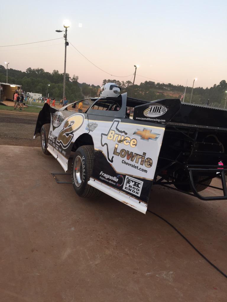 ryangifford2's tweet image. 28 cars tonight @BoydsSpeedway qualified p2! Straight up start tonight. @badboybuggies @BRUCELOWRIE @FKrodends