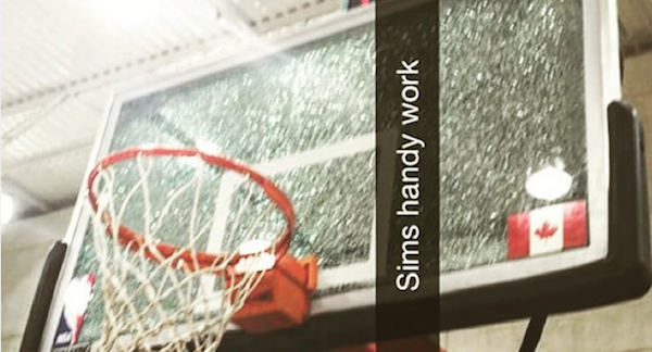 theScore's tweet photo. 7-foot-5, 330-pound Sim Bhullar vs. the backboard. Yep. http://t.co/dVnJwtMBNG http://t.co/ns221vP3yF