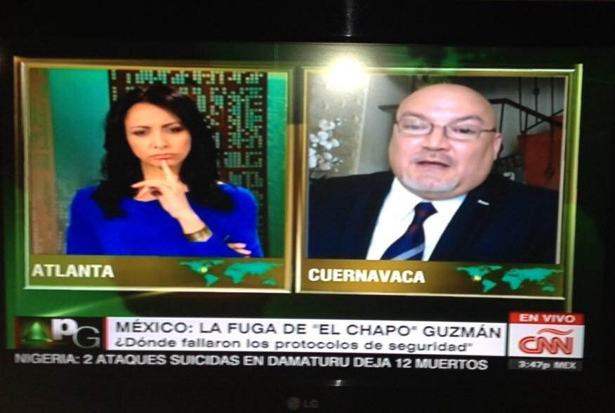 esimtactical's tweet photo. Entrevista a nuestro Director Capacitación- CNN - Alexei Chevez Silveti @AlexeiChevez -https://t.co/36nR3OVbCx http://t.co/Ar1TVdkCV5