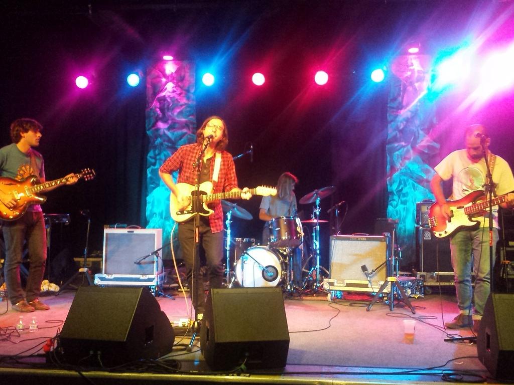 HeidiSchlicher's tweet photo. Thanks for an awesome show in Salt Lake City @realestateband #gad2015 #realtors are big fans! http://t.co/nJIFxiL3O3