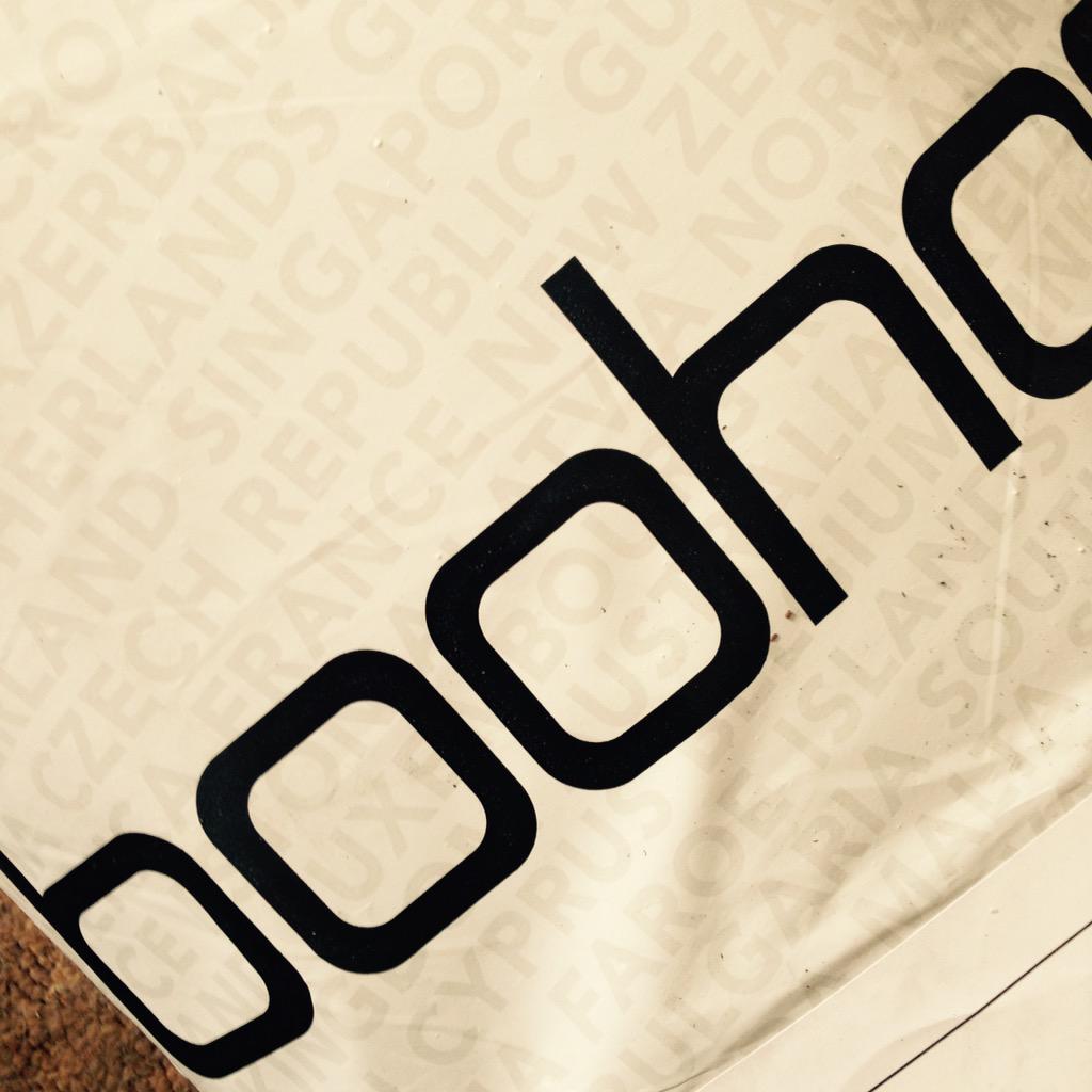 kate__booth's tweet image. Ordered from @boohoo late last night, arrives first thing this morning #excellentdelivery #happycustomer 😊👍🏼