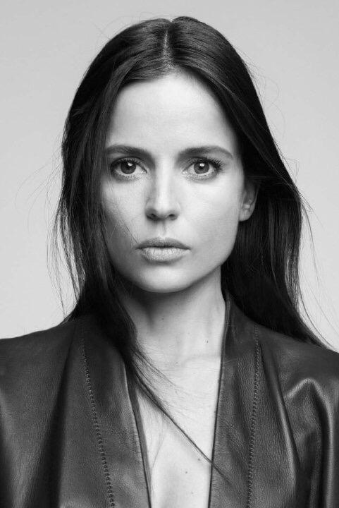    Happy birthday Elena Anaya! 