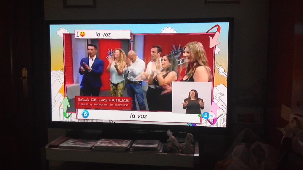 CORAO68's tweet photo. @SandraMooficial @SandraMfansclub vaya #sorpresa y gratos #recuerdos hoy a las 07:15 en #T5 pgm #ILoveTv Sandra👍😘😘😘 http://t.co/I9O58GFROE
