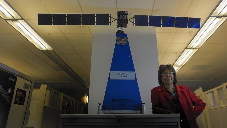 JPL researcher Claudia Alexander dies at 56. She oversaw Galileo and Rosetta missions lat.ms/1MguQ12