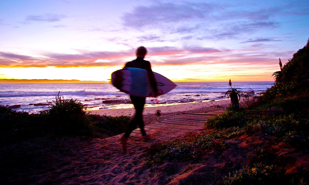 RT <a href="/wsl/">World Surf League</a>: The #JBayOpen is on STANDBY until next call TODAY at 12pm SAST (3am PT, 7am BRT, 10am GMT, 8pm AEST)