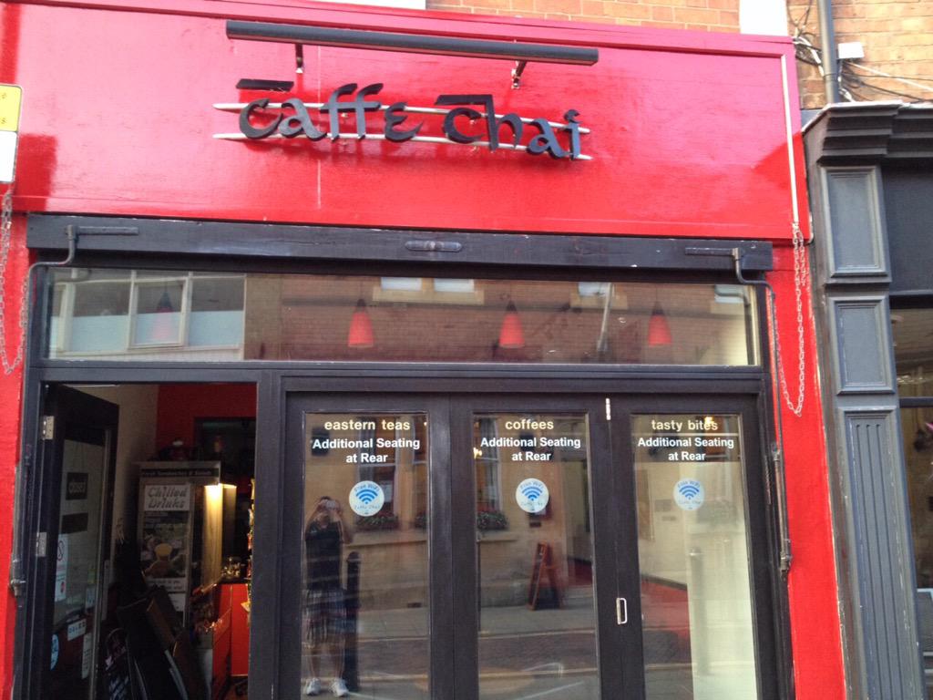 caffechai's tweet image. And the signs up too - #worthwhilework